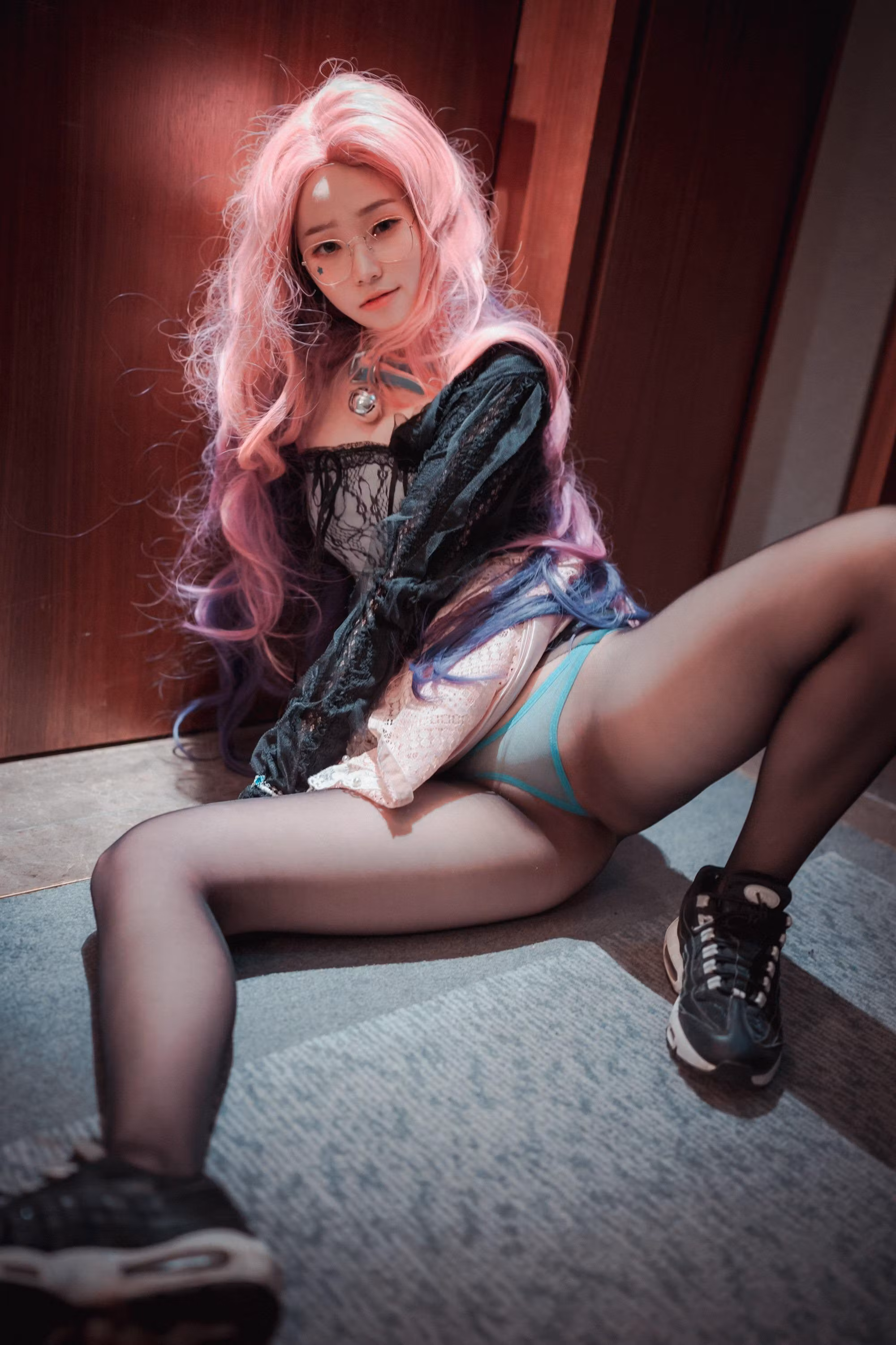 League of Legends female champion naughty cosplay